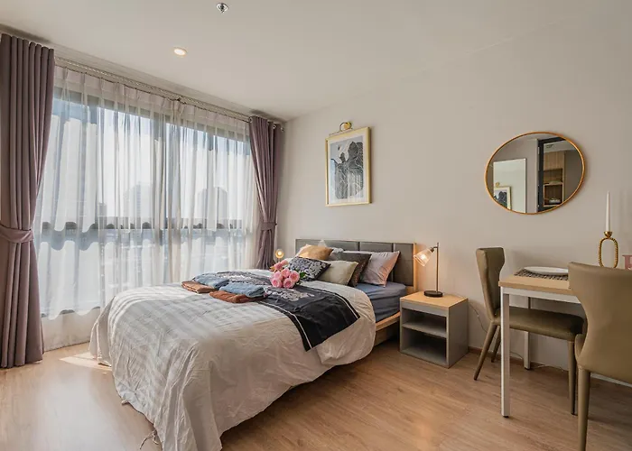 Elegant Escape Near Bts Bangna Apartment Bangkok