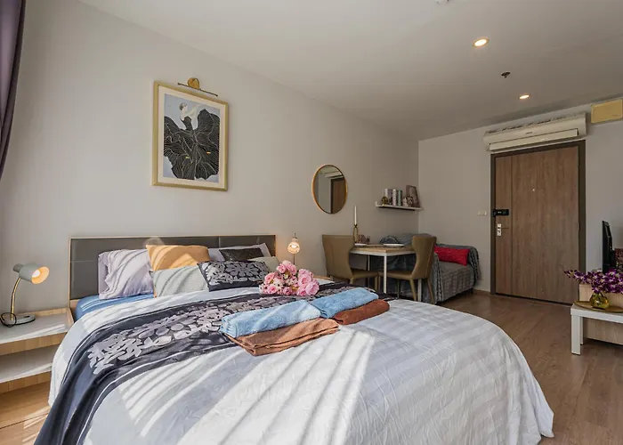 Elegant Escape Near Bts Bangna Bangkok