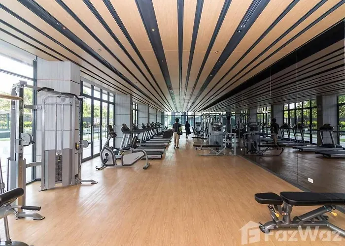 Elegant Escape Near Bts Bangna Apartment *