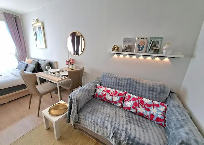 Elegant Escape Near Bts Bangna Apartment Bangkok