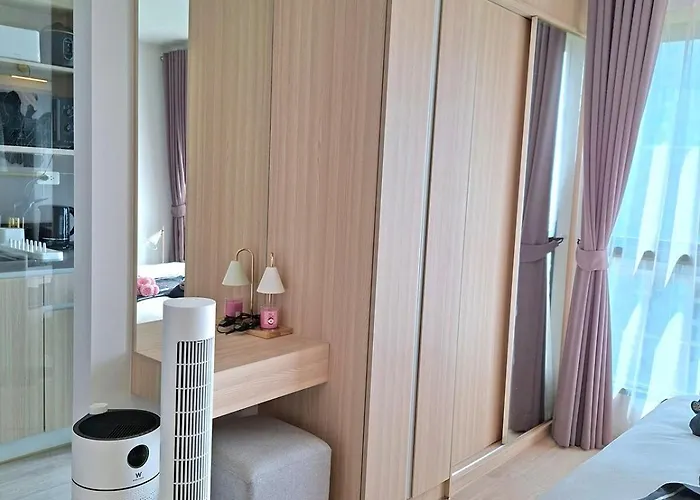Elegant Escape Near Bts Bangna Apartment
