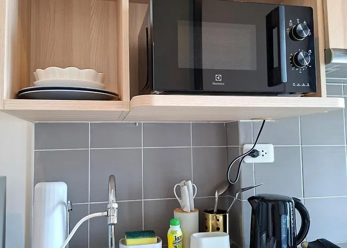 Apartment Elegant Escape Near Bts Bangna