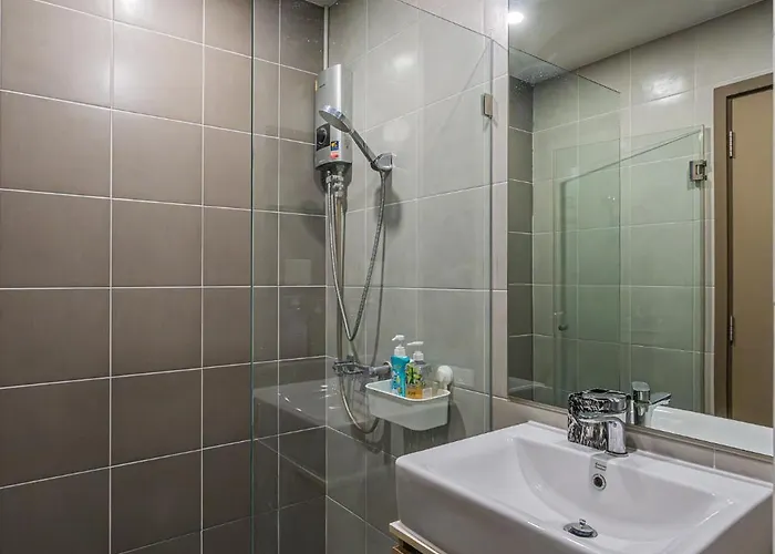 Elegant Escape Near Bts Bangna *